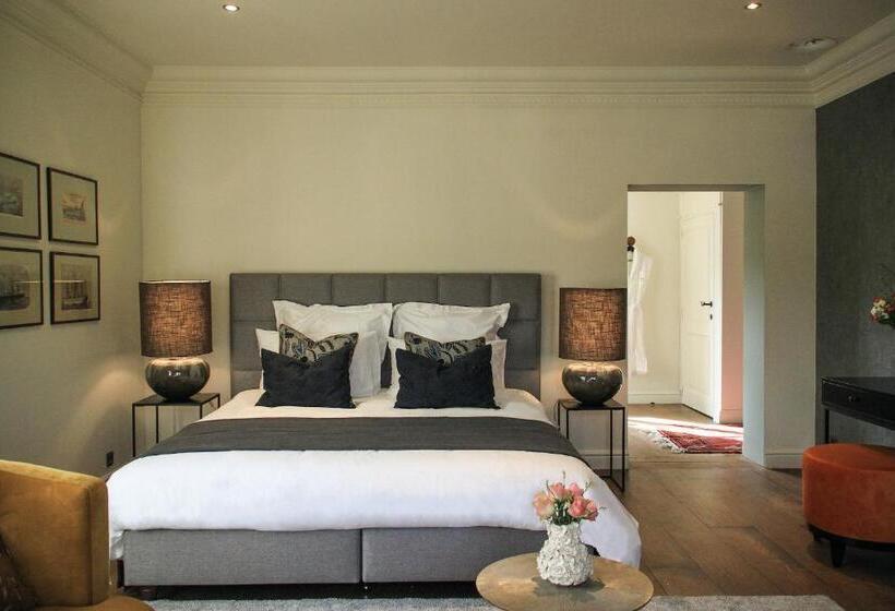 سوییت جونیور, B&b Maison Mairie Hasselt