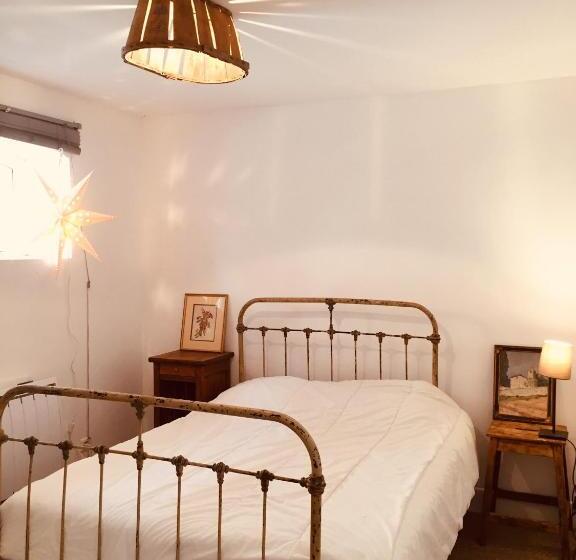 آپارتمان 1 خوابه همکف, Ferme St Pierre Gîte Autonome 2 4 Personnes