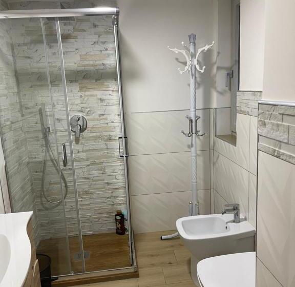 اتاق لوکس, Teddy Sroom