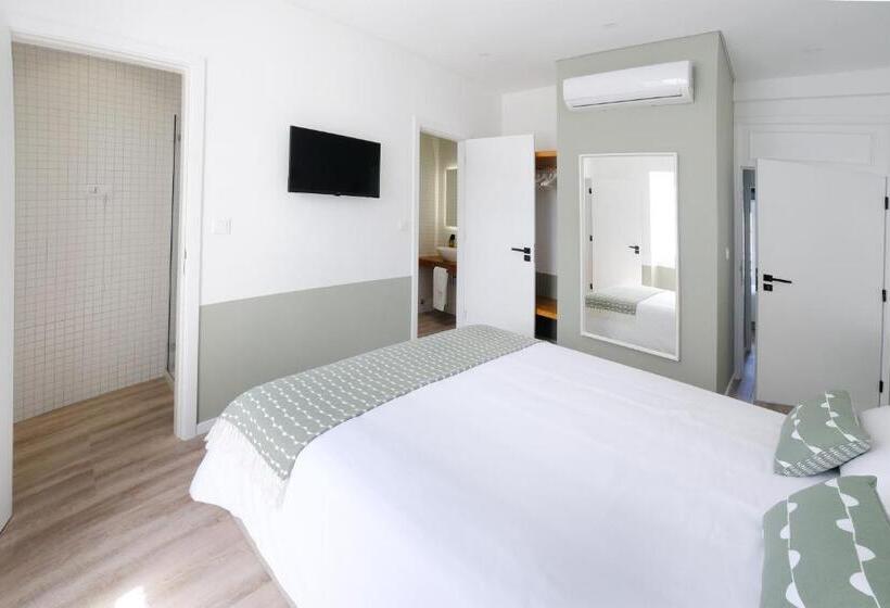 اتاق استاندارد با بالکن و چشم‌انداز دریا, Boa Nova Hostel