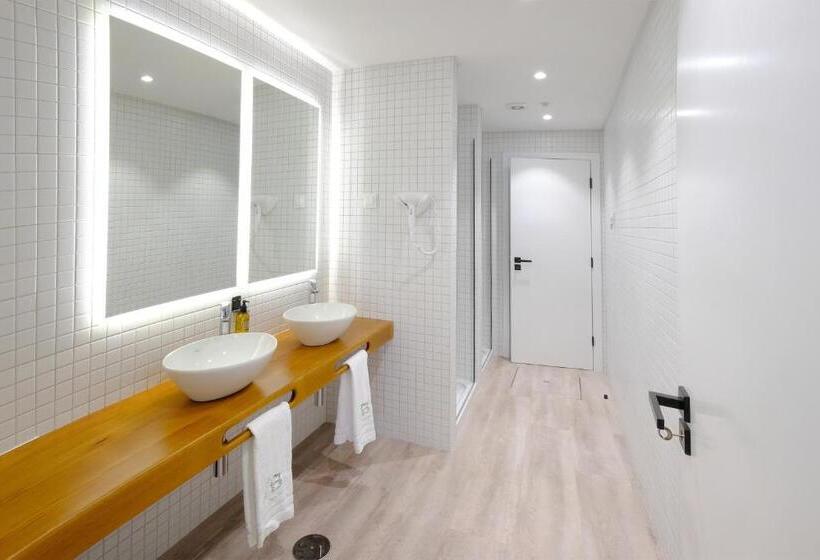تختخواب در اتاق مشترک, Boa Nova Hostel