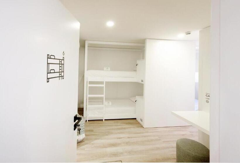 تختخواب در اتاق مشترک, Boa Nova Hostel