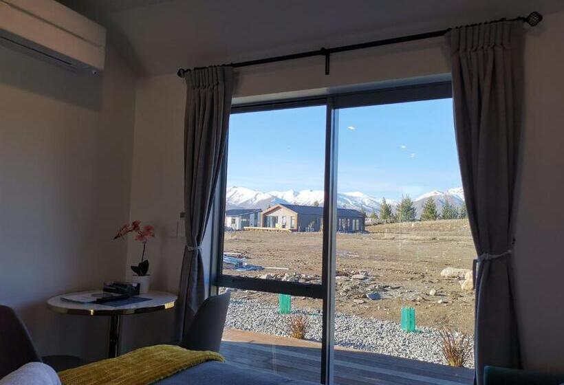 استودیوی استاندارد, Skyrim Lodge