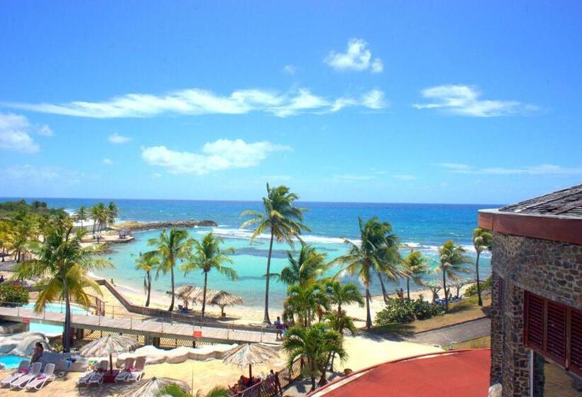 استودیوی سوپریور, Studio Manganao Saint François Piscine & Plage