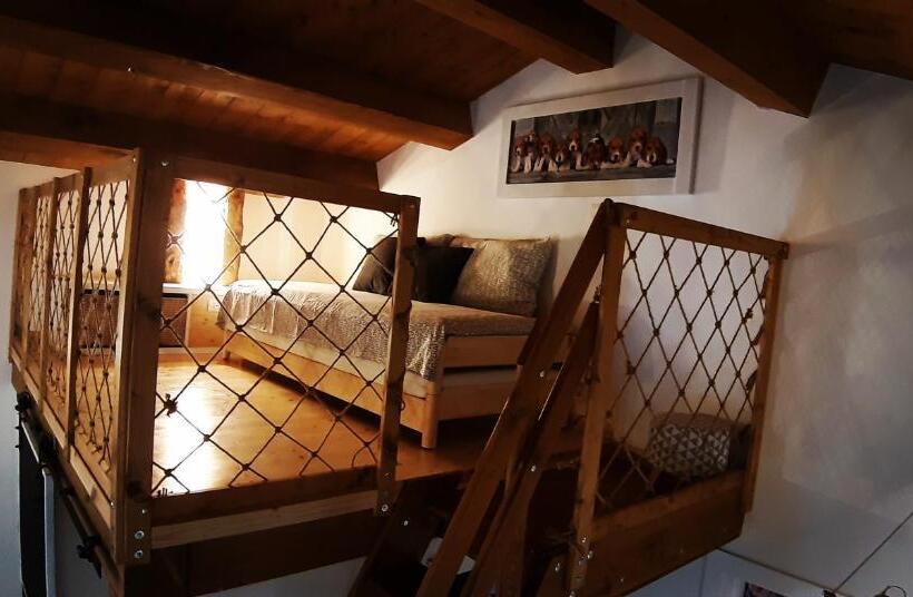 اتاق خانوادگی, B&b Il Fienile Del Borgo