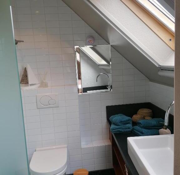 اتاق استاندارد, Sea Me Ostend