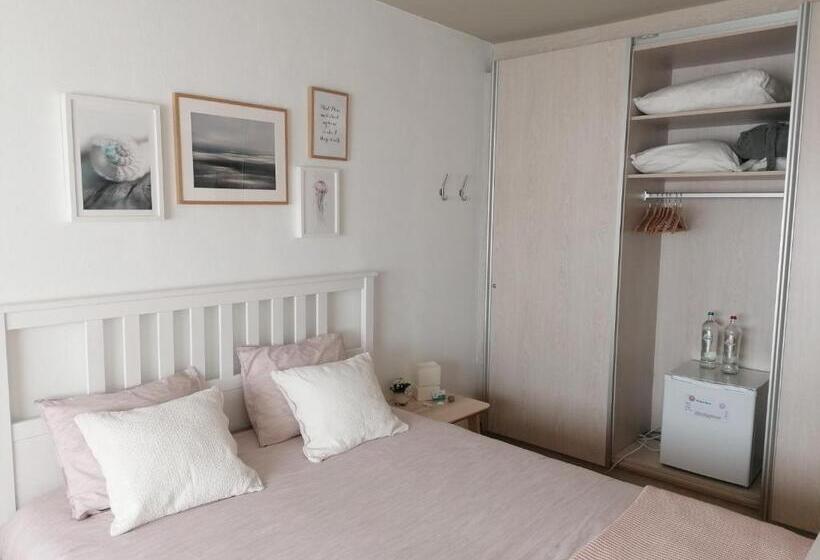 Standard room with outdoor bath, Sea Me Ostend