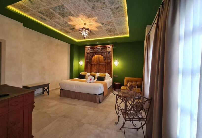 سوییت جونیور لوکس, Murallas De Jayrán Hotel Boutique