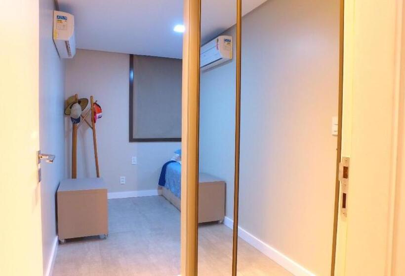 آپارتمان 1 خوابه با چشم‌انداز استخر, Barra Bali Apartamento 06   Paraíso à Beira Mar