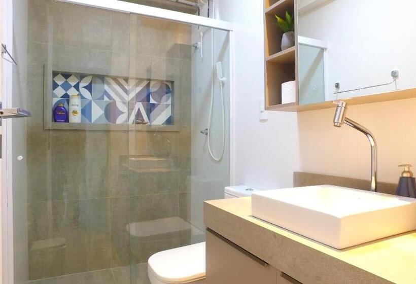 آپارتمان 1 خوابه با چشم‌انداز استخر, Barra Bali Apartamento 06   Paraíso à Beira Mar