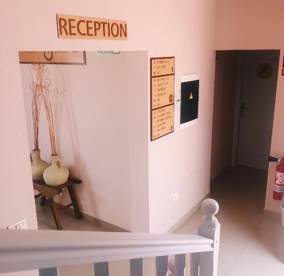 اتاق استاندارد با سرویس بهداشتی مشترک, Villa 8 Islas