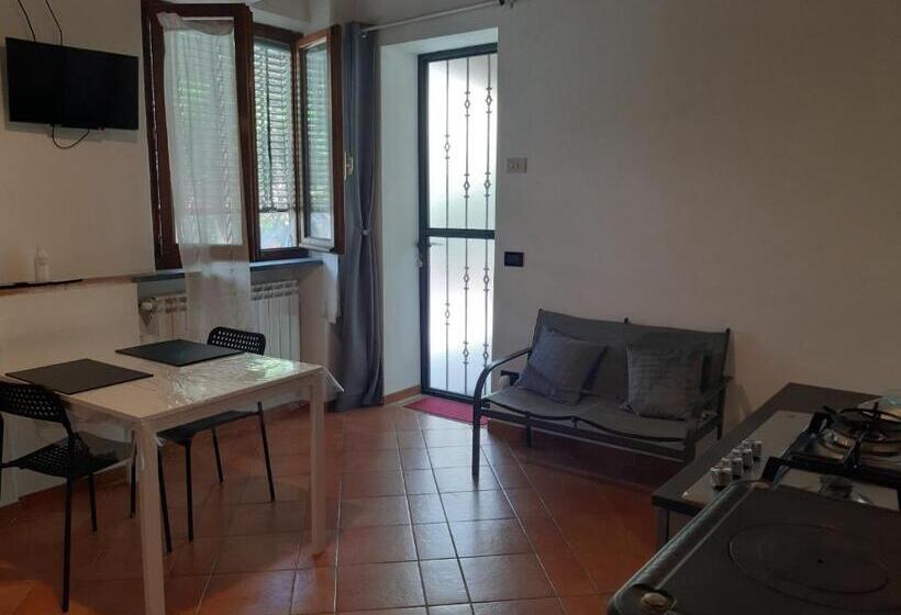 اتاق استاندارد, La Casa In Giardino