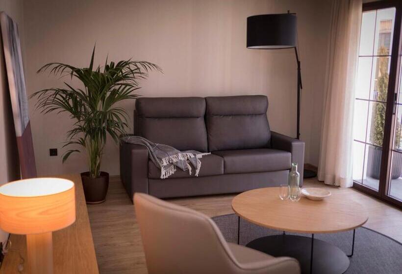 سوئیت با تخت بزرگ, Vallivana Suites