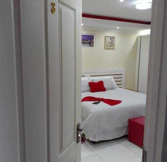 اتاق استاندارد با تخت بزرگ, Ekaya Palace Guest House