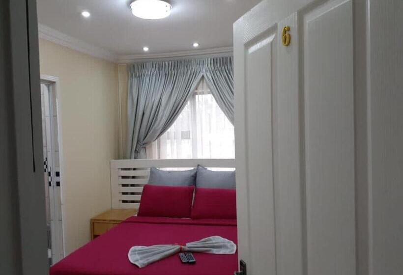 اتاق خانوادگی, Ekaya Palace Guest House