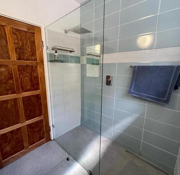 آپارتمان 1 خوابه با چشم‌انداز دریا, Billfish Apartments