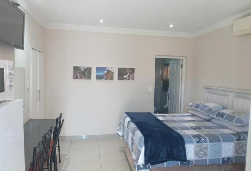 اتاق لوکس با تخت بزرگ, Sonhos Dreams Self Catering Garden Cottages