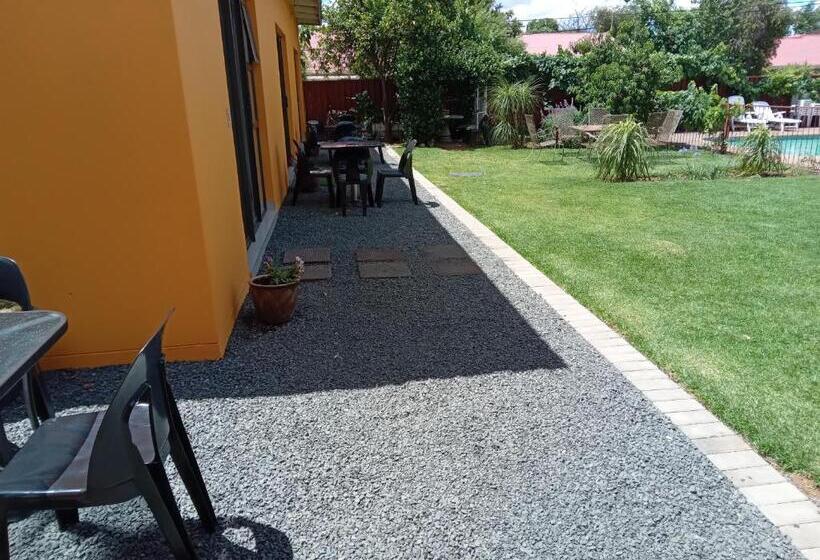 اتاق خانوادگی با چشم‌انداز باغ, Sonhos Dreams Self Catering Garden Cottages