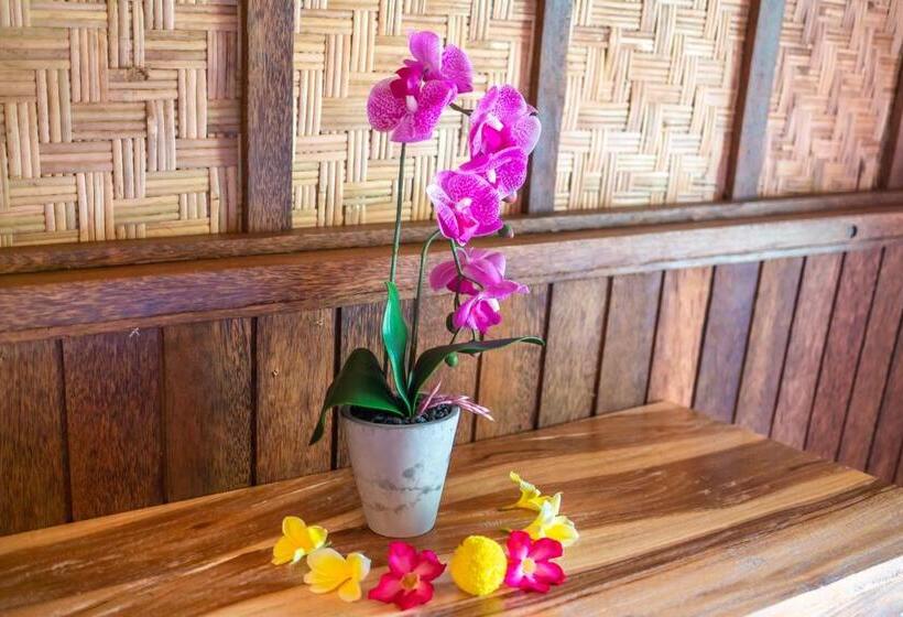 اتاق استاندارد با چشم‌انداز باغ, Wooden Puri Guesthouse By Bukit Vista