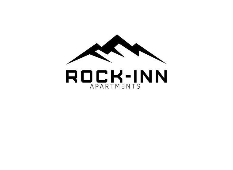 اتاق لوکس, Rock Inn