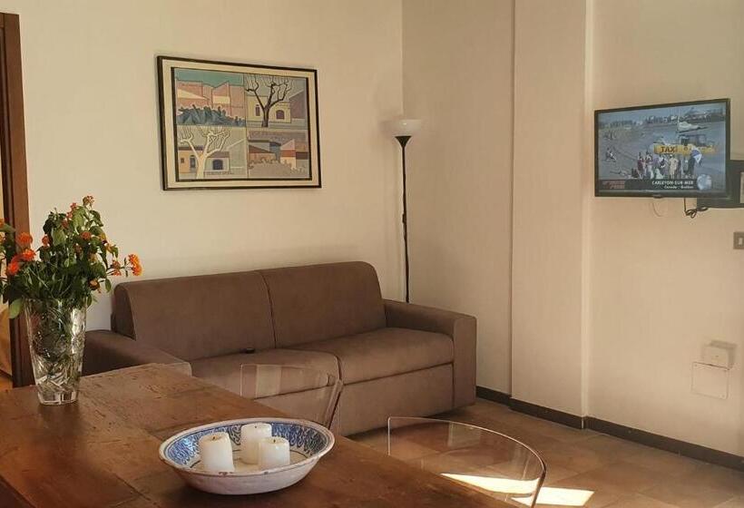 آپارتمان 1 خوابه با چشم‌انداز استخر, Casa Castagna