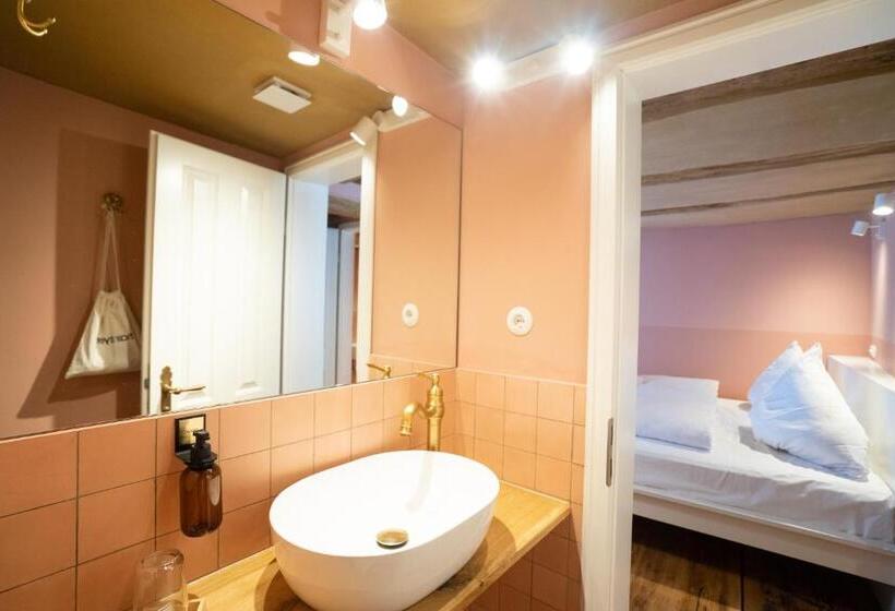 اتاق استاندارد با تخت بزرگ, Boutique Hotel Stadtherberge Wetzlar