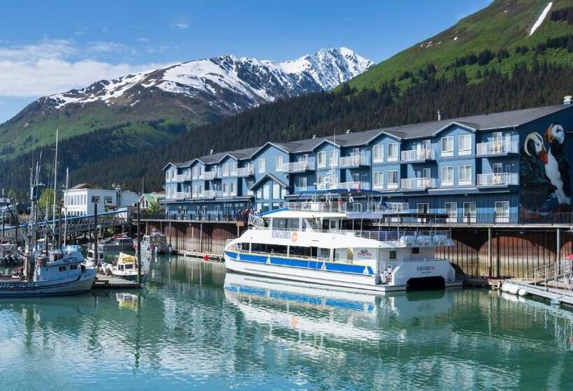 اتاق استاندارد با چشم‌انداز کوهستان, Harbor 360 Hotel Seward