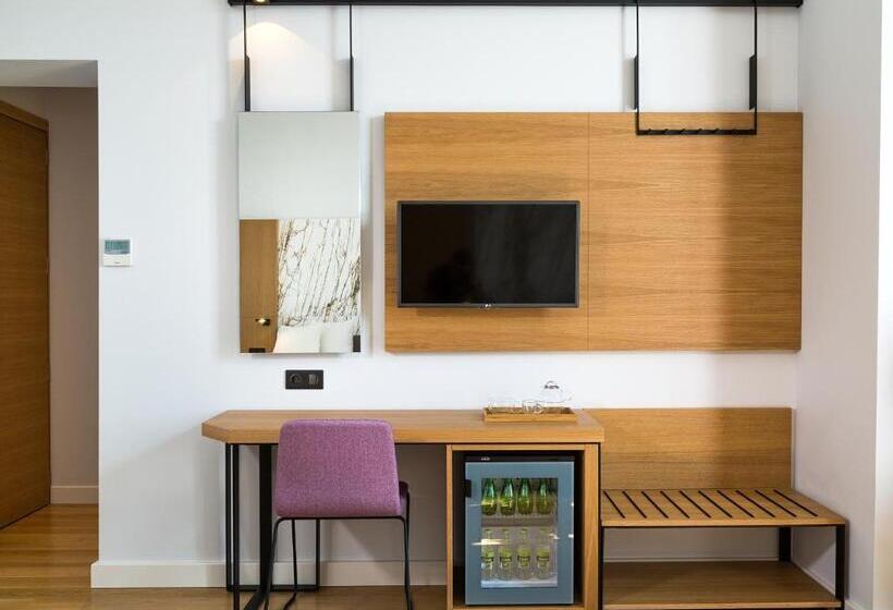 اتاق سوپریور, Aegli Hotel Volos
