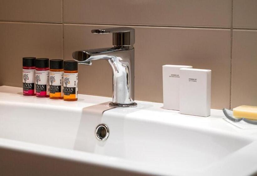 اتاق استاندارد یک نفره, Aegli Hotel Volos