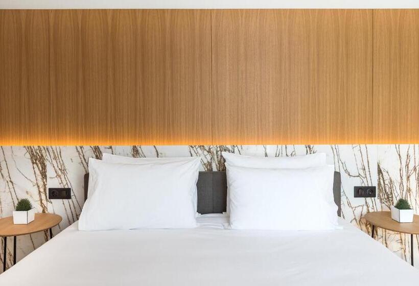 اتاق سوپریور سه تخته, Aegli Hotel Volos