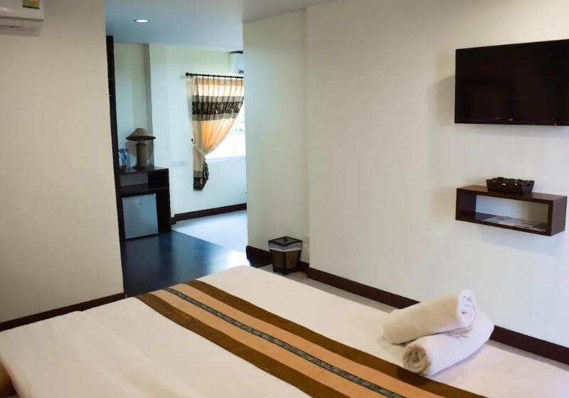 اتاق سوپریور, Clarion Hotel Post