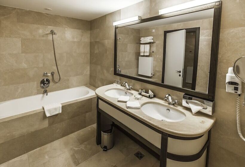 سوییت اجرایی, Epoque Hotel   Relais & Chateaux