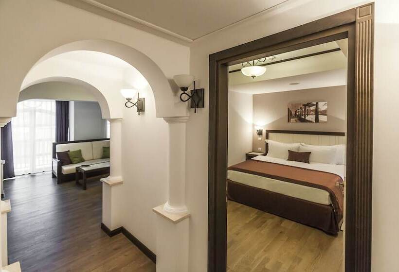 سوییت اجرایی, Epoque Hotel   Relais & Chateaux