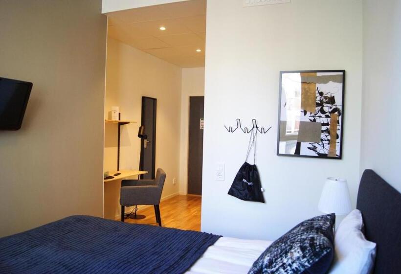 اتاق استاندارد یک نفره, Falun