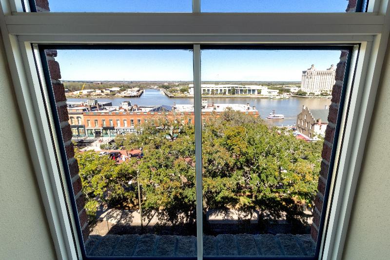اتاق استاندارد با تخت بزرگ, Holiday Inn Express Savannah   Historic District