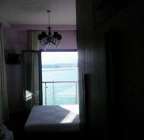 اتاق استاندارد با چشم‌انداز دریا, Kipseli