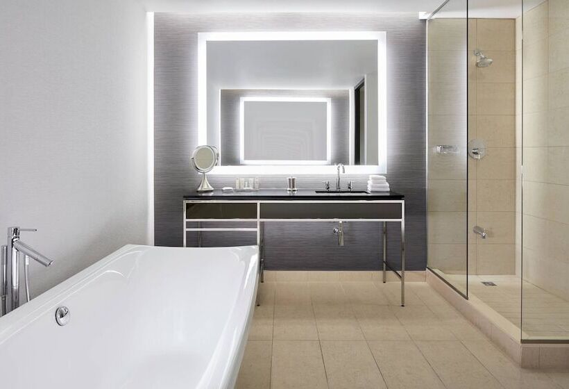 سوییت لوکس, Marriott Montreal Airport In Terminal