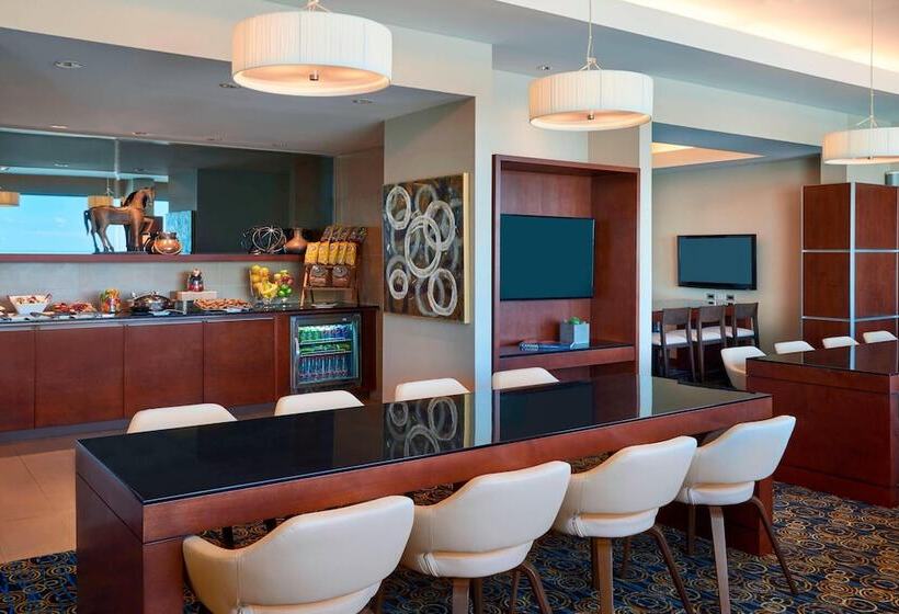 اتاق استاندارد با 2 تخت دوبل, Marriott Montreal Airport In Terminal