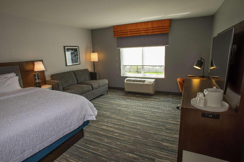 Quarto Estandar Cama King, Montreal Airport Marriott Interminal