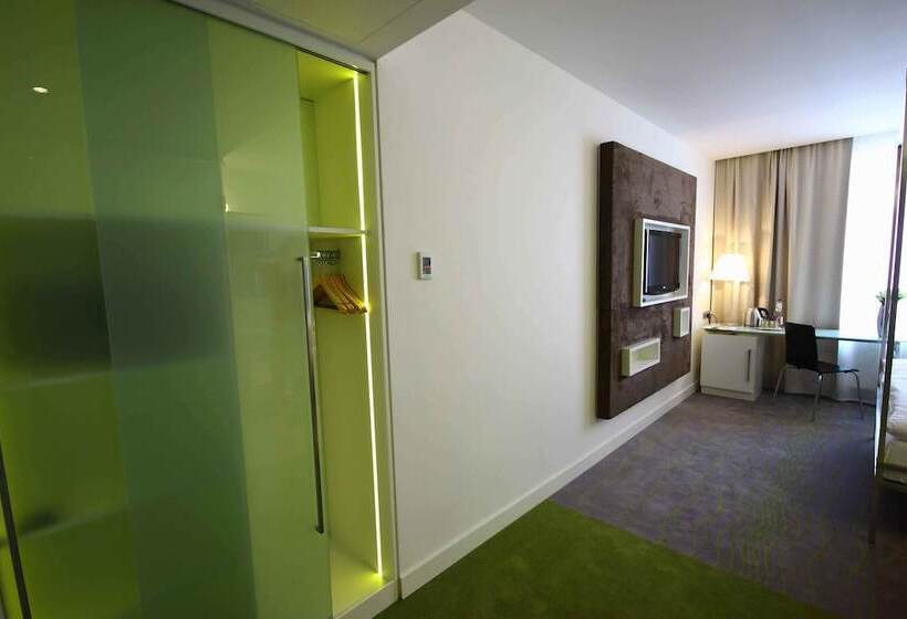 Habitación Ejecutiva, Pure White