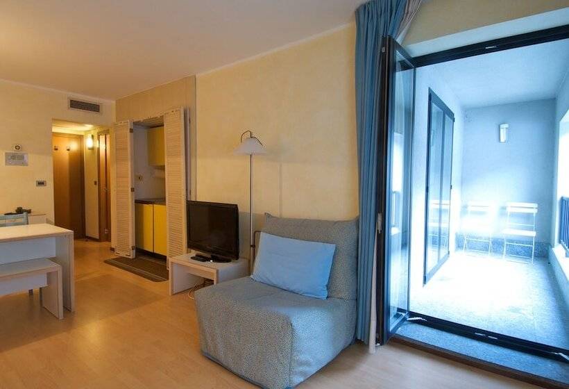 سوییت, Residence Universo
