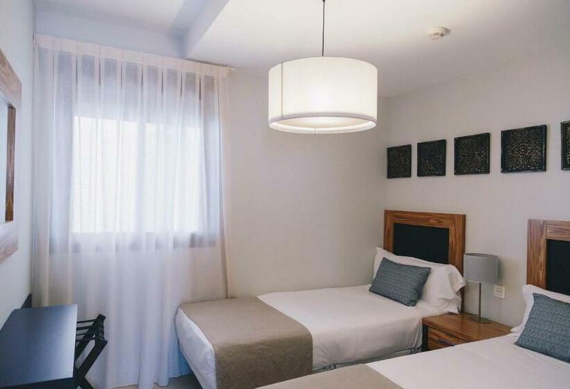 Apartament 2 Dormitoare Vedere Mare Lateral, Ona Valle Romano Golf & Resort
