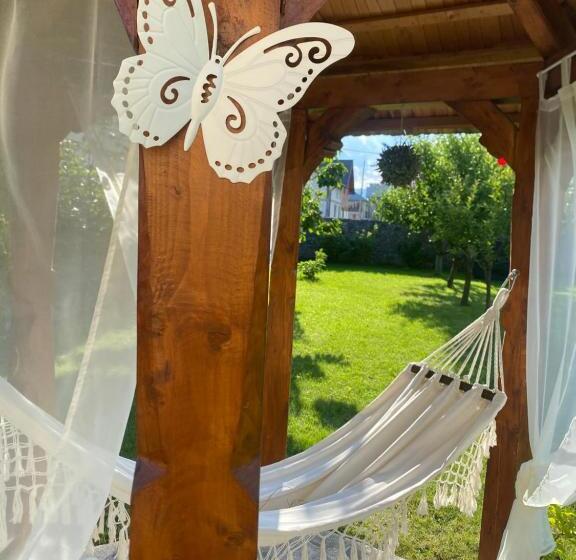 اتاق لوکس, Casa Moldovan