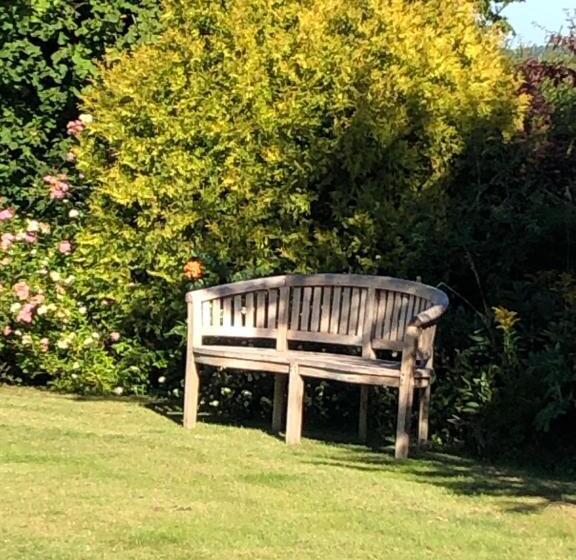 اتاق لوکس با تخت بزرگ, The Old School, Idbury, Ox7 6ru