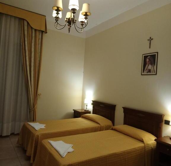 اتاق استاندارد, Casapaceebene