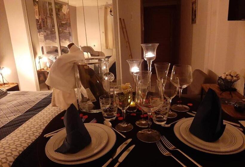 اتاق سوپریور با تخت بزرگ, La Villa Des Ames Liées