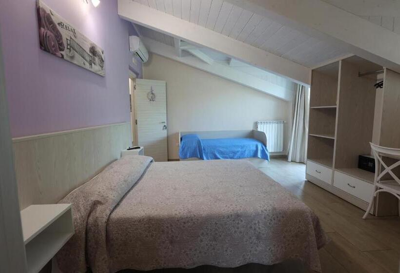 اتاق استاندارد سه نفره, B&b Oliveto