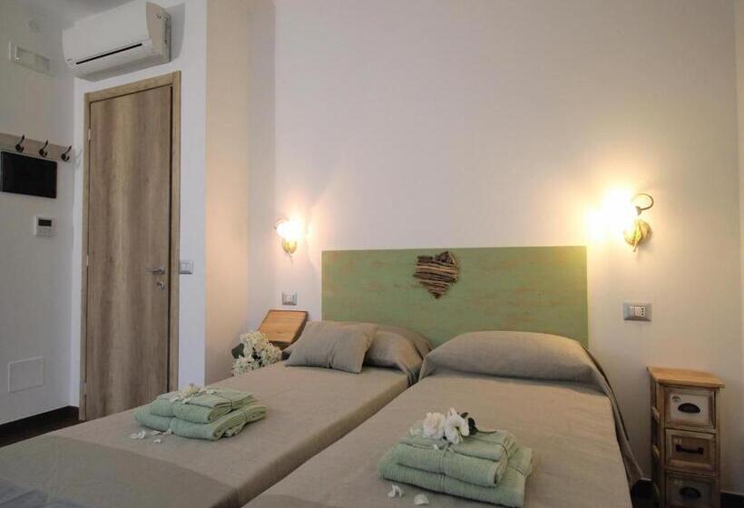 اتاق استاندارد, Il Rosale A Celle Ligure