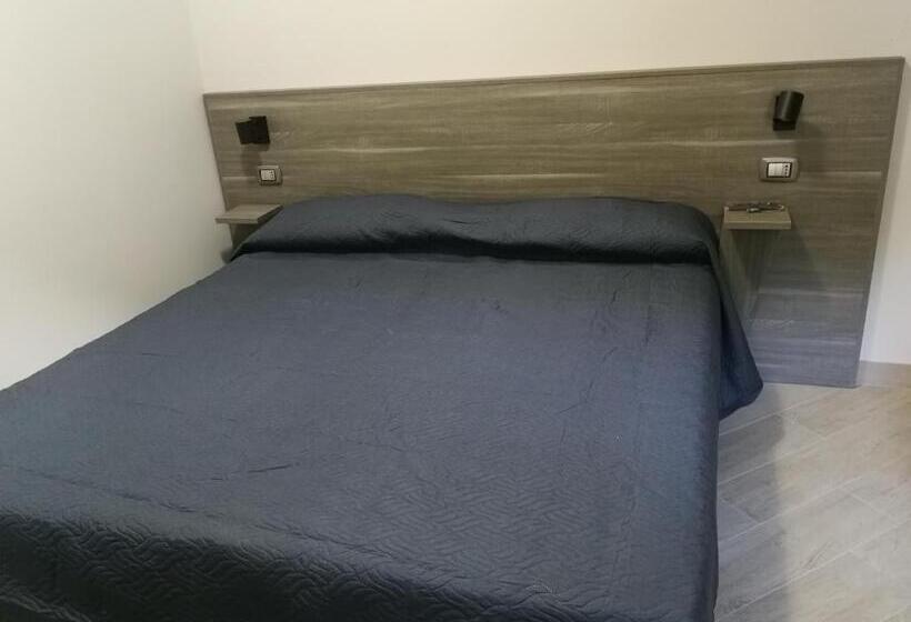 اتاق استاندارد, Happy Family B&b