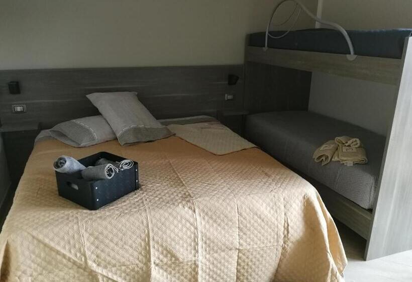 اتاق استاندارد, Happy Family B&b
